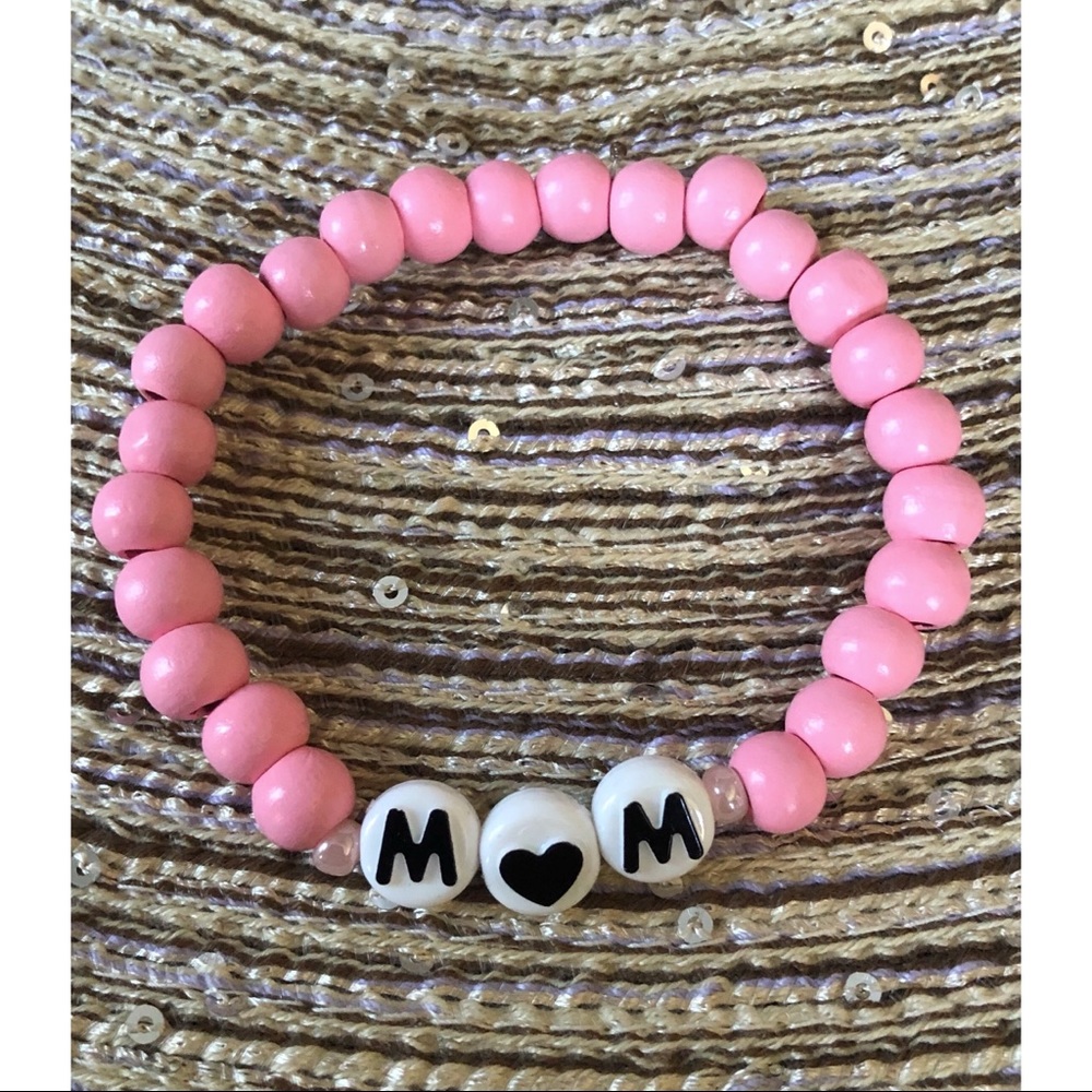 Pink MOM Wooden Beaded Bracelet